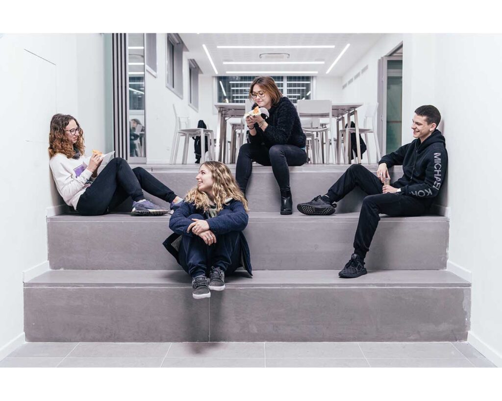 FO15 Istituto di Moda e Design Raffles Milano