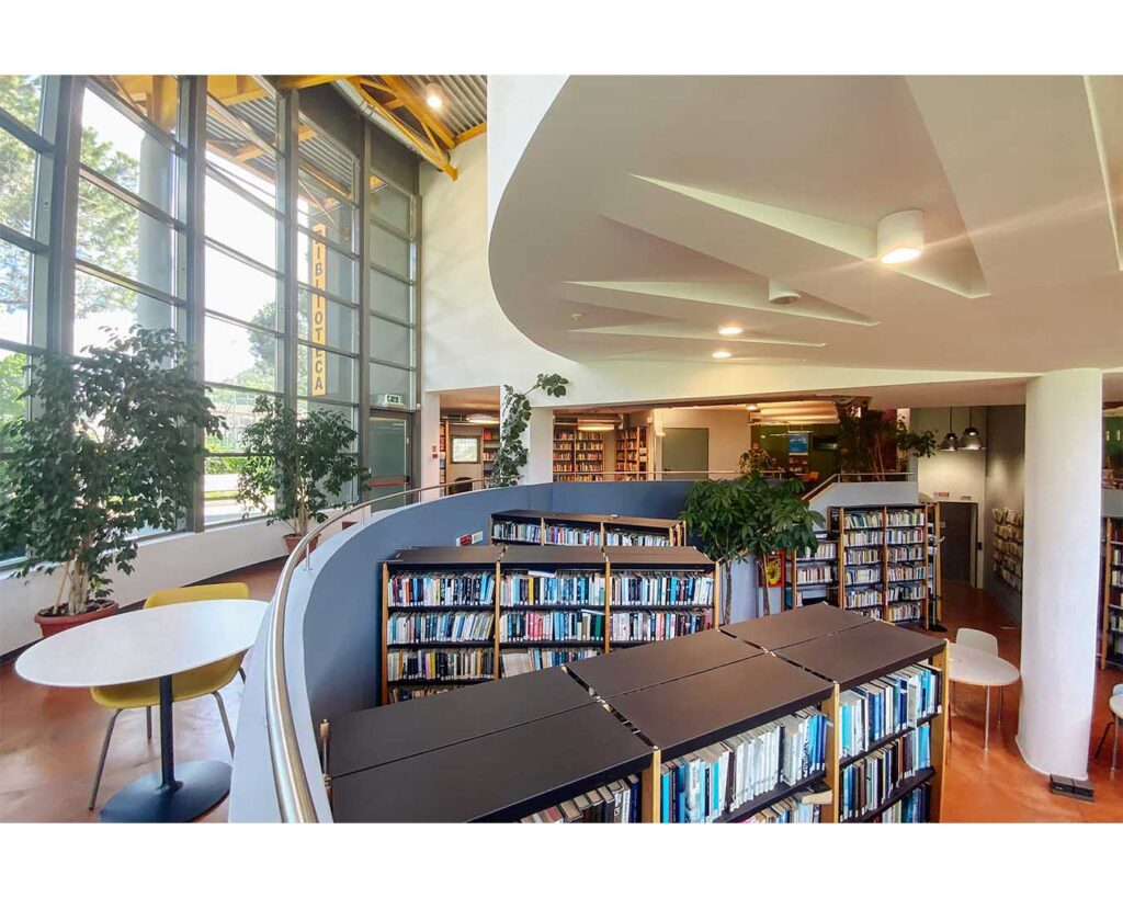 FO07 Biblioteca Sandro Pertini Mozzo
