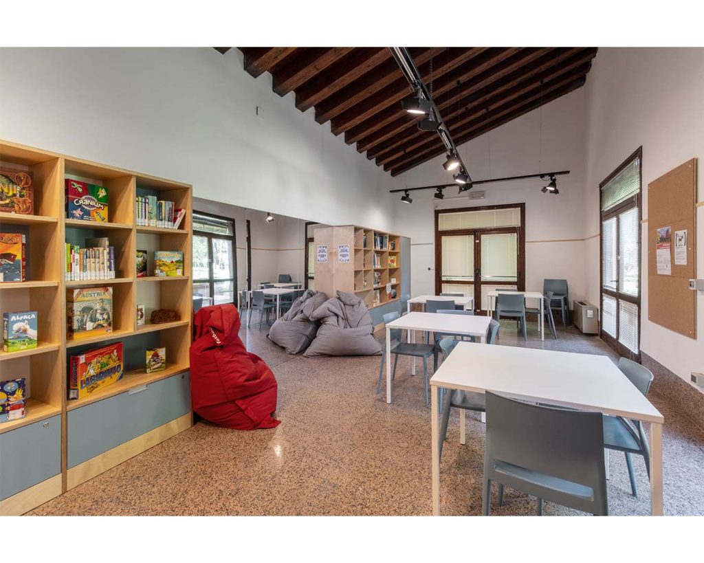 F07 Biblio Cannaregio